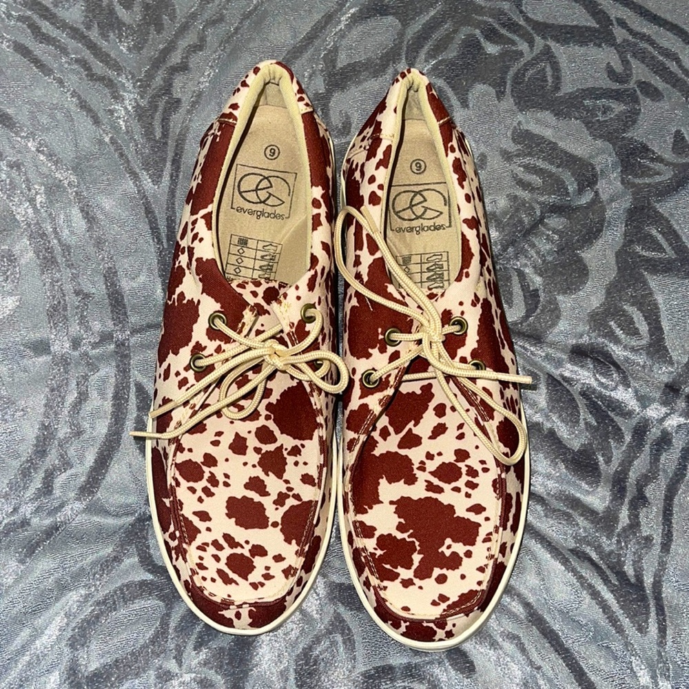 Super cute Cow print casual sneakers